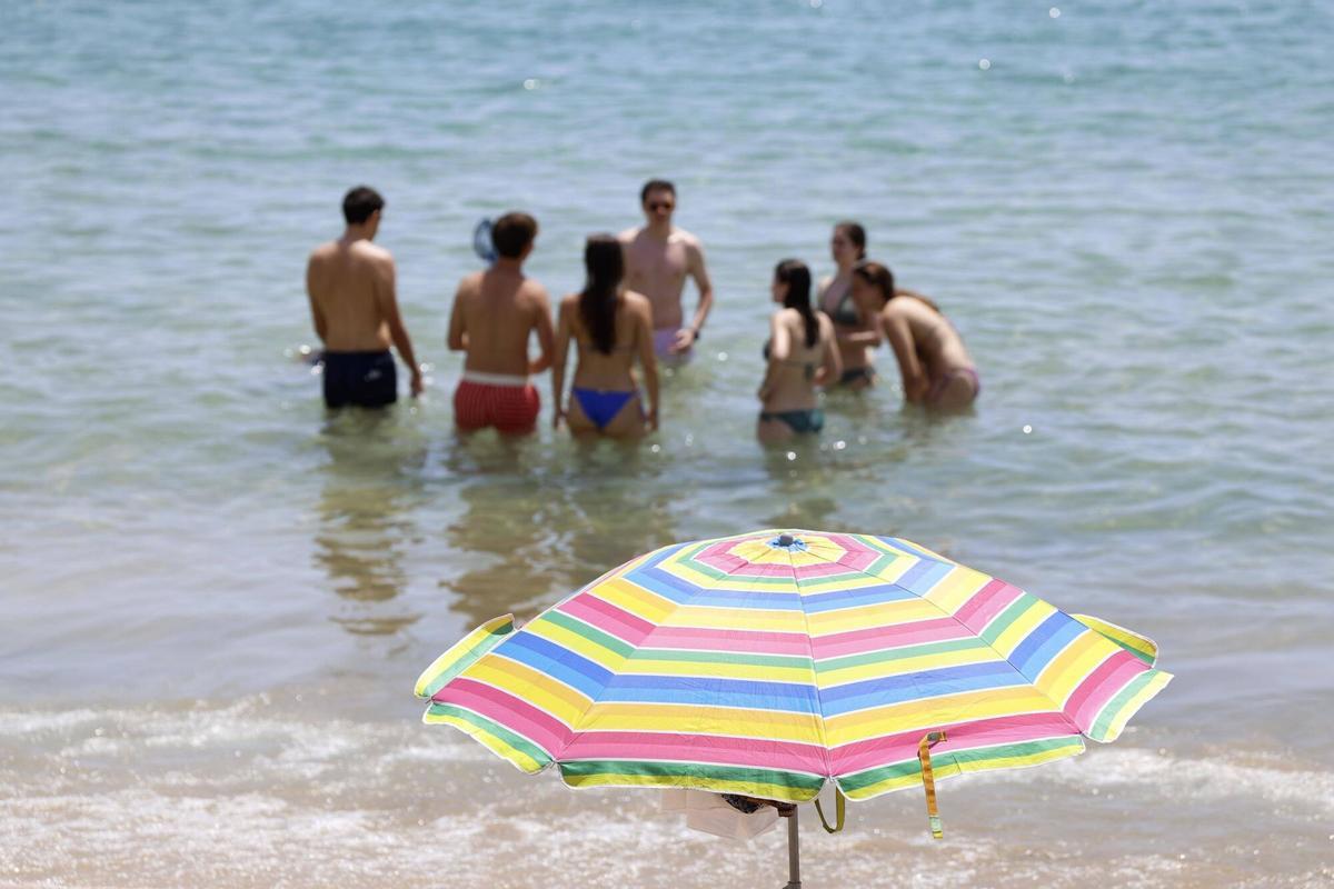 Cues i platges plenes aquest dissabte a la Costa Brava Cues i platges plenes aquest dissabte a la Costa Brava