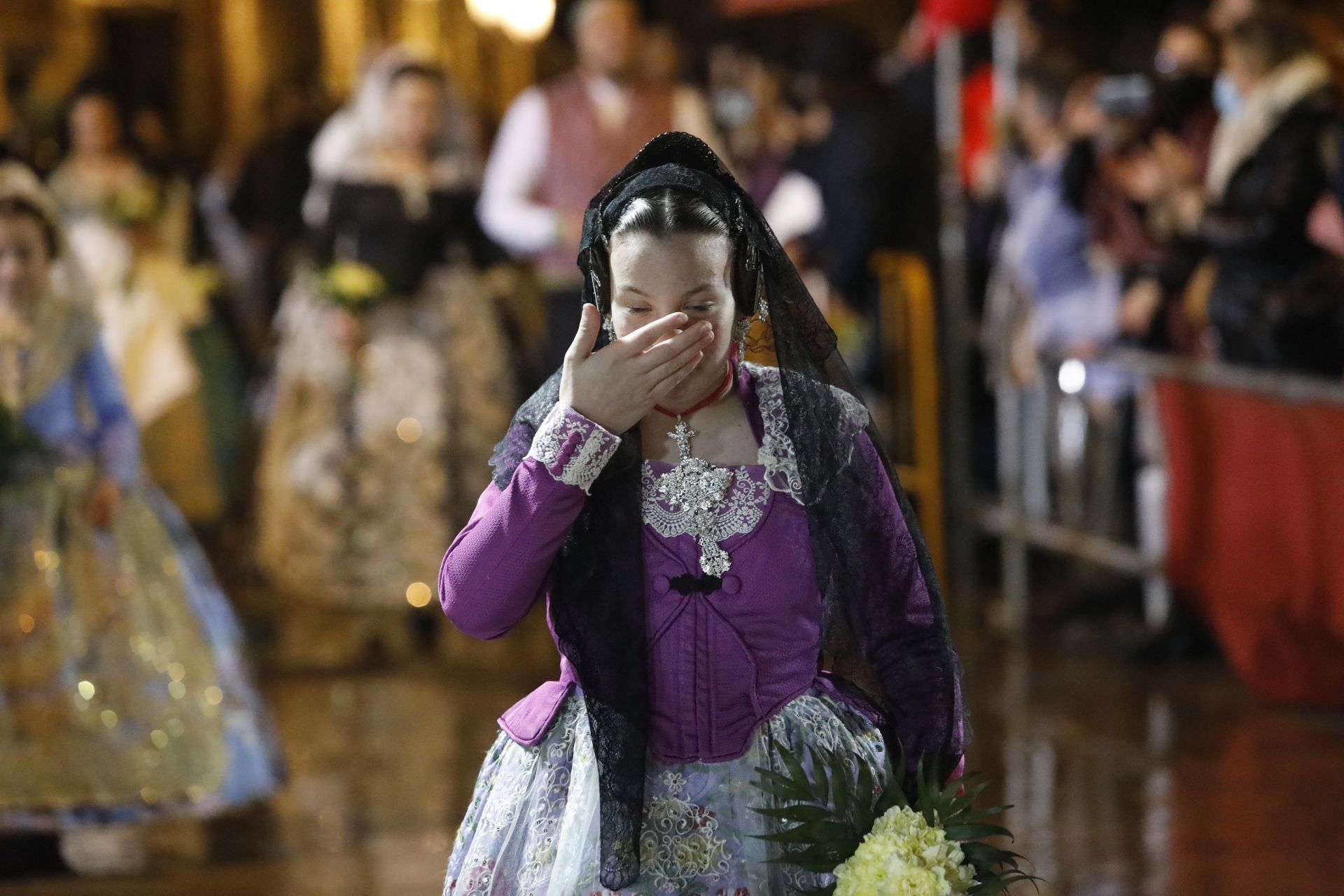 Búscate en el primer día de ofrenda por la calle Quart (entre las 20:00 a las 21:00 horas)