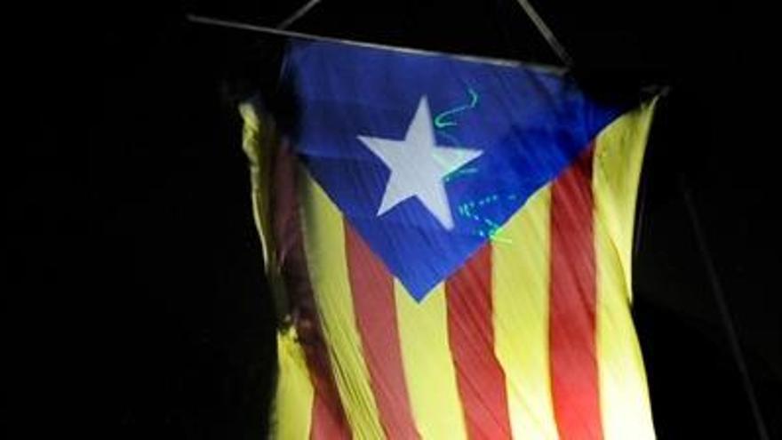 Crítiques per l&#039;estelada que es va desplegar al final del castell de focs