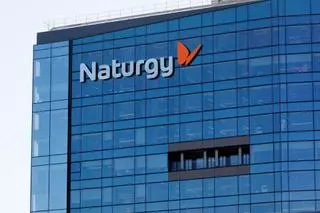 Las acciones de Naturgy repuntan un 6% tras el levantamiento de la suspensión de cotización