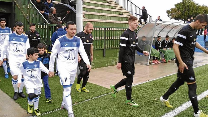 Viti regala el gol del triunfo al Calamonte