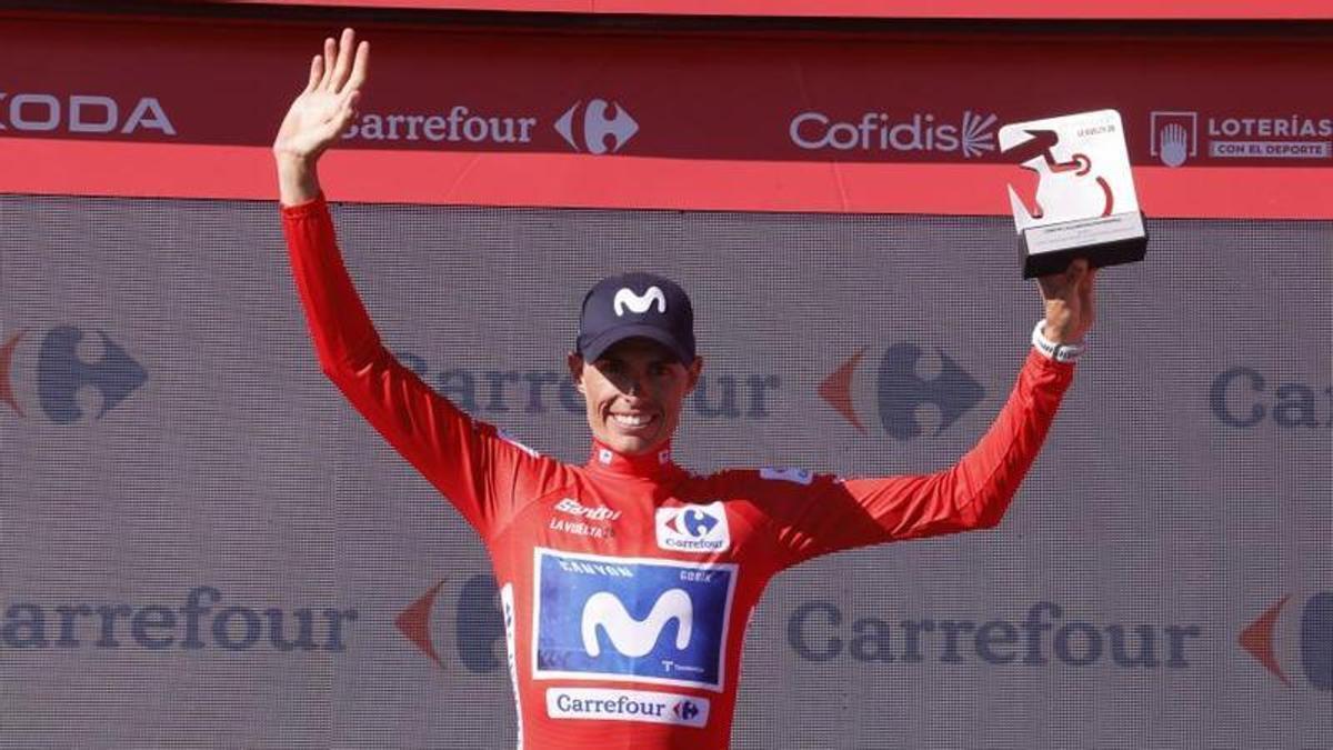Enric Mas, en el podio de la Vuelta.