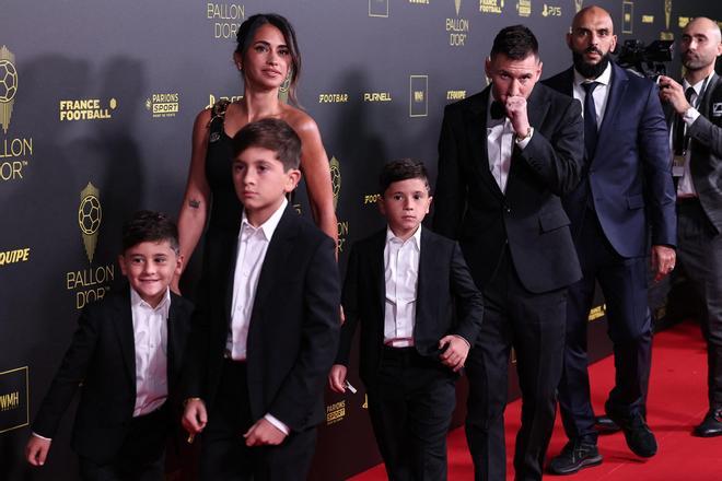 Las mejores imágenes de la alfombra roja del Balón de Oro 2023