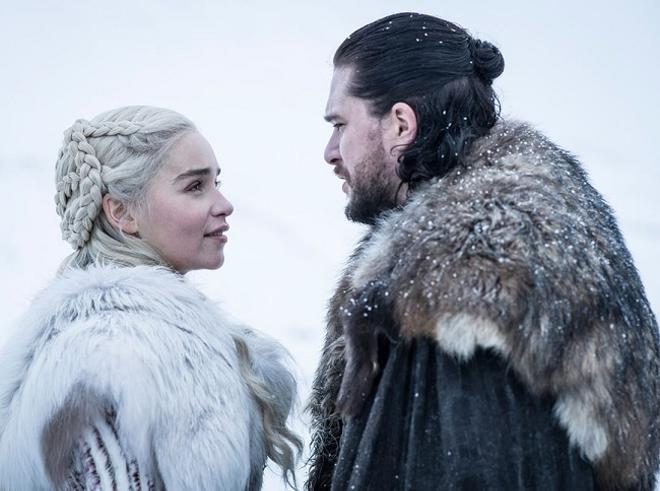 Daenerys Targaryan y Jon Nieve en 'Juego de Tronos'