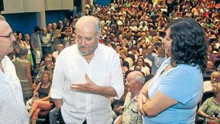 Anguita llama a un frente cívico por el estado de &quot;emergencia&quot; nacional