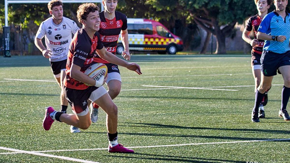 Lucas Gil, del CAU Rugby Valencia, convocado para un duelo decisivo en la Rugby Europe Super Cup.
