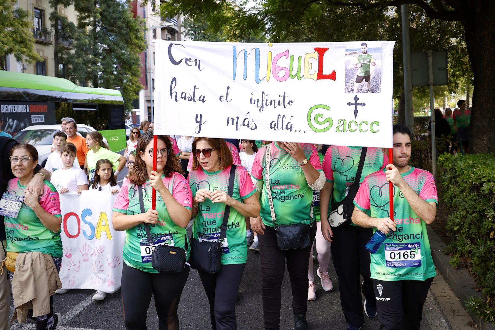 Marea verde contra el cáncer de mama