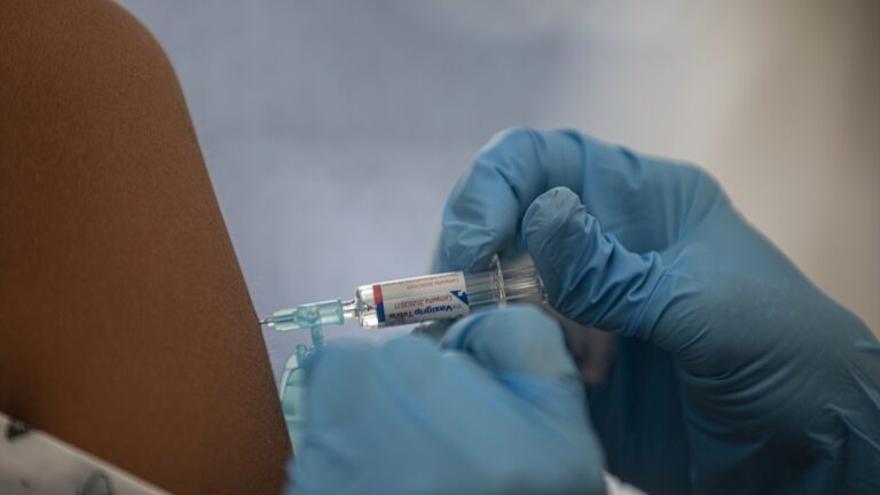 Qué es flurona, la infección de coronavirus y gripe al mismo tiempo detectada en España