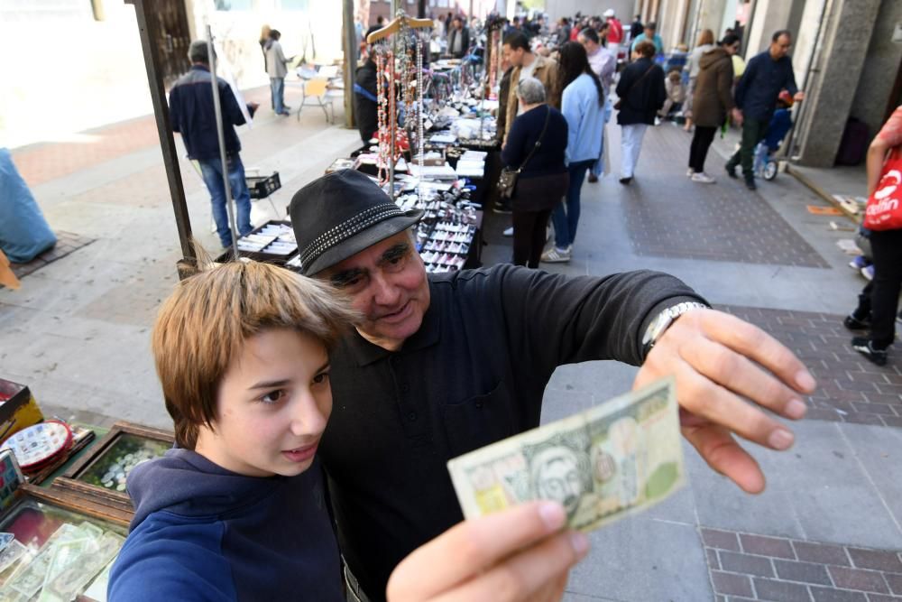 Feria de antigüedades en Pontevedra | Lo antiguo nunca pasa de moda