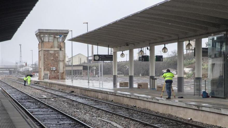 Las obras de remodelación de la estación de tren de Cáceres se licitan en verano