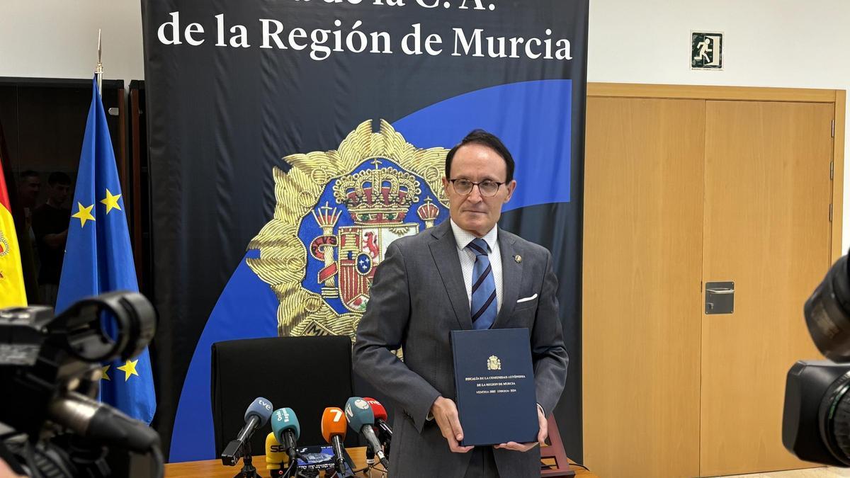 El fiscal superior de la Región, José Luis Díaz Manzanera.
