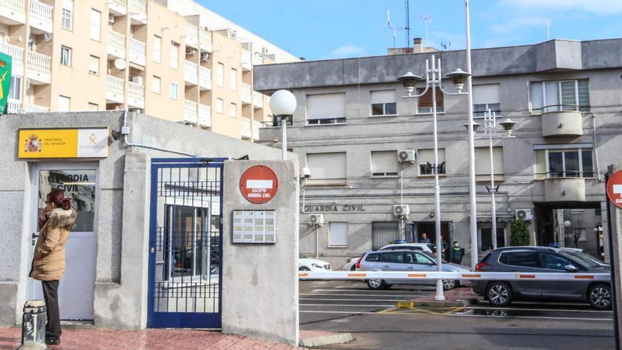 Cuartel de la Comandacia de la Guardia Civil de Torrevieja en la Vega Baja/ Foto Tony Sevilla