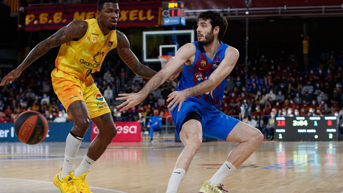 Abrines fue el máximo anotador del partido con 20 puntos