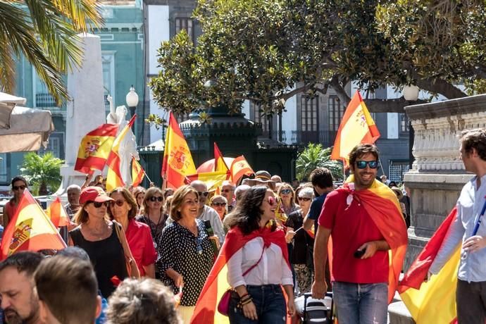Concentración por la unidad de España en Santa Ana