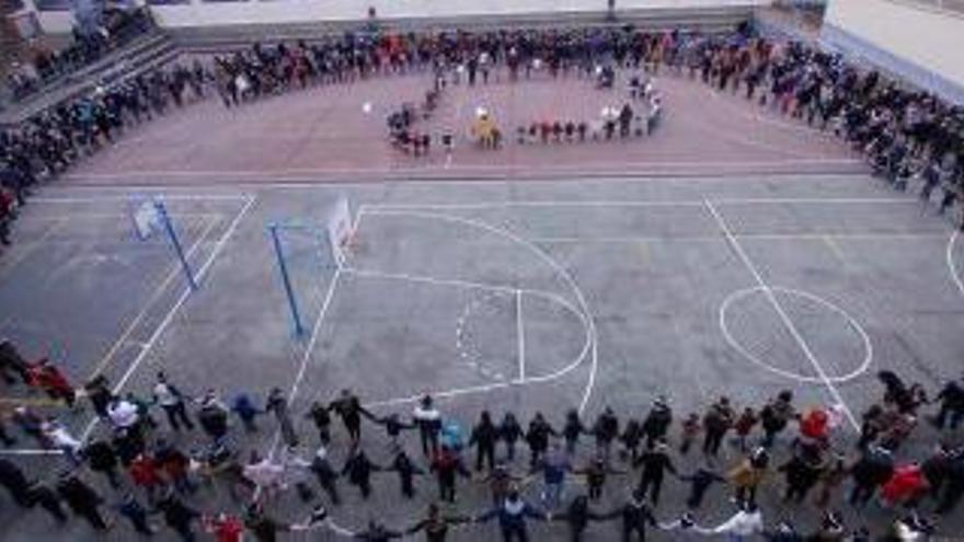 Alumnos del Amor de Dios, durante la celebración del Día de la Paz.