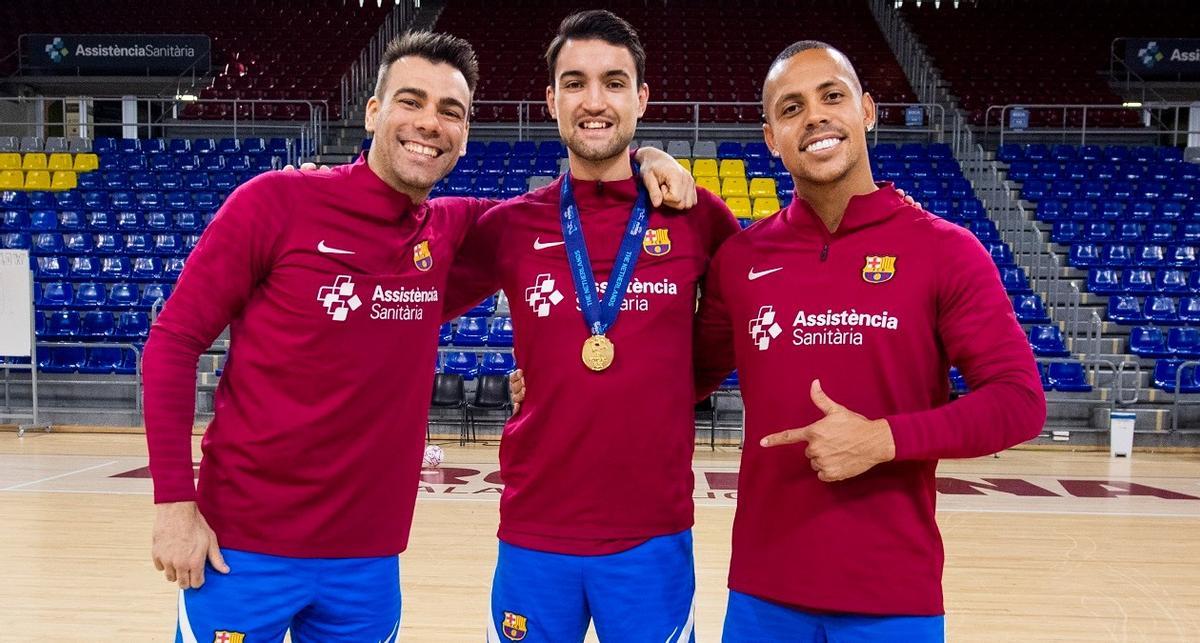 Lozano, Coelho y Ferrao posan en el Palau