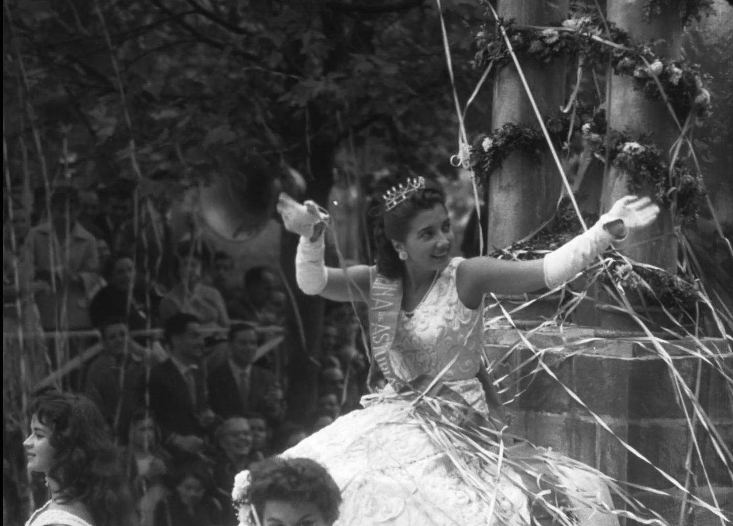 EN IMÁGENES: Así fue el Día de América en Asturias del año 1956