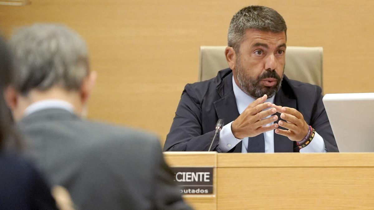 DANA DE VALENCIA | Mazón se niega a responder en el Congreso por la dana y rechaza dar sus wasaps