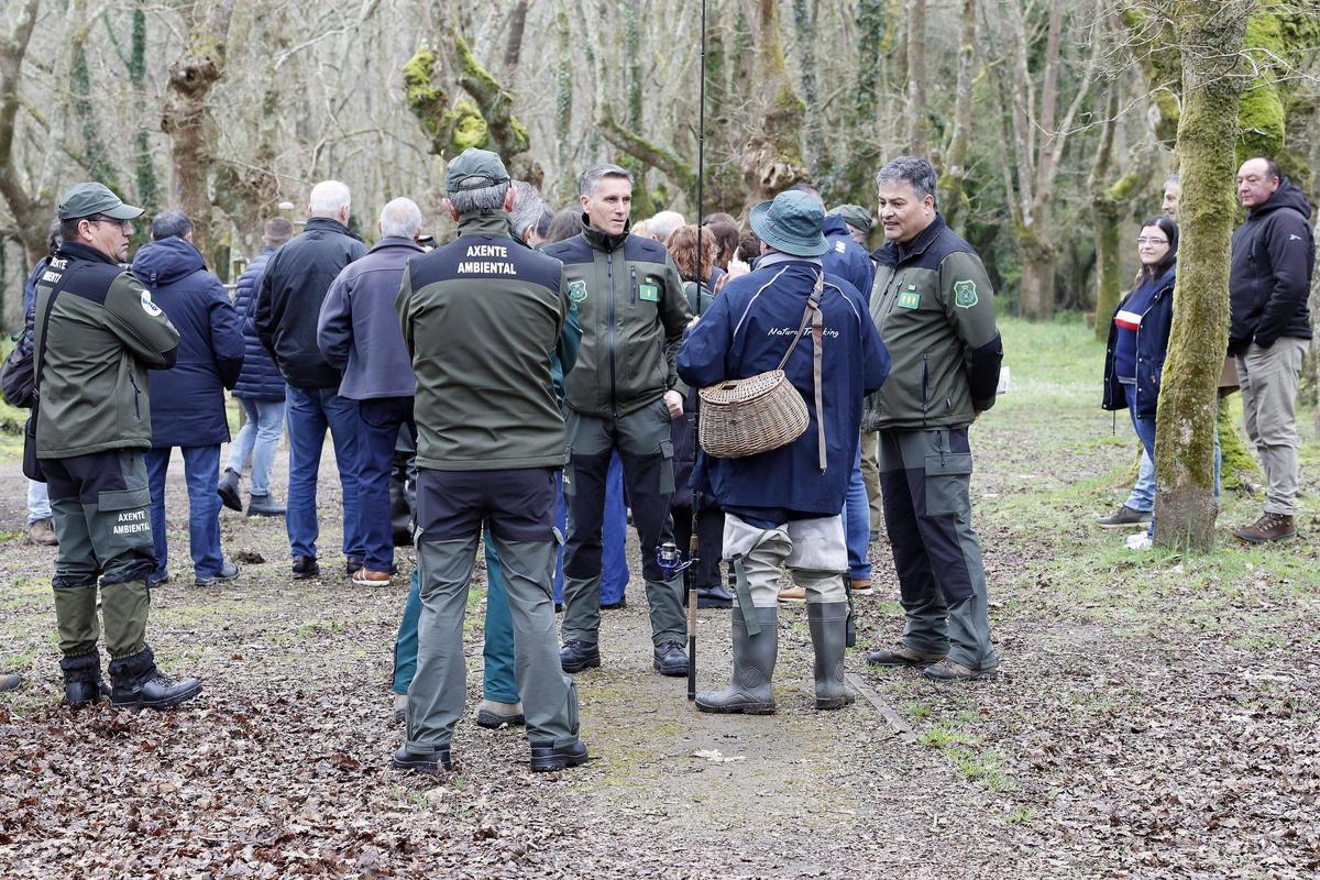 La pesca fluvial en Galicia arranca con 48.500 licencias en vigor