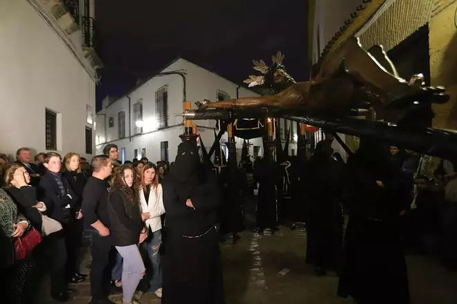 Vía Crucis: Testimonio de medio siglo de rigor y seriedad