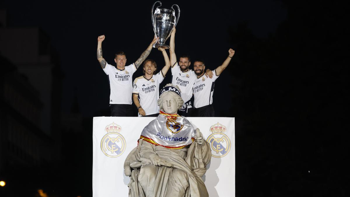 El Real Madrid celebra con su afición la 'Decimoquinta' Copa de Europa