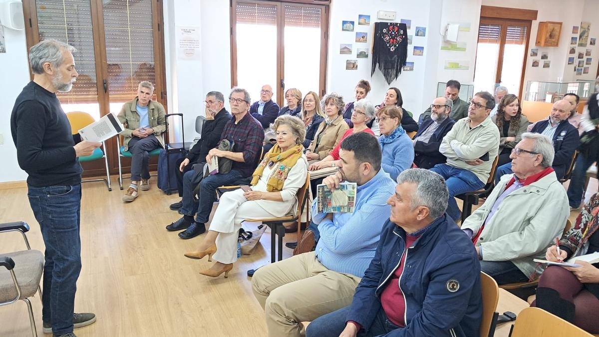 GALERÍA | Villafáfila celebra el Día del Libro con una jornada literaria