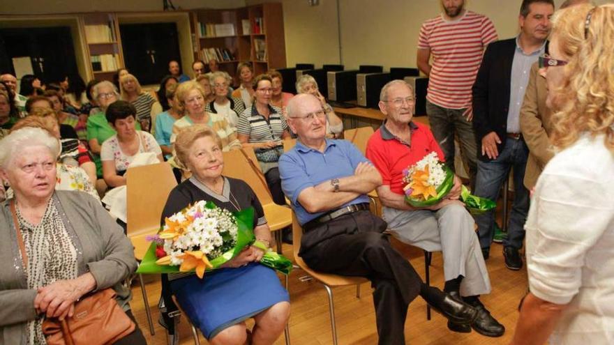 Los vecinos de Moreda inician sus jornadas de convivencia y los de Cimadevilla homenajean a sus mayores