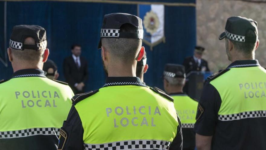 Agentes de la Policía Local, en un acto reciente