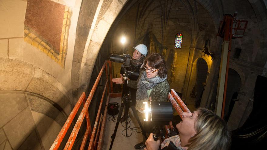 Hallan unas pinturas del siglo XVIII en la Iglesia de la Asunción de La Vila Joiosa