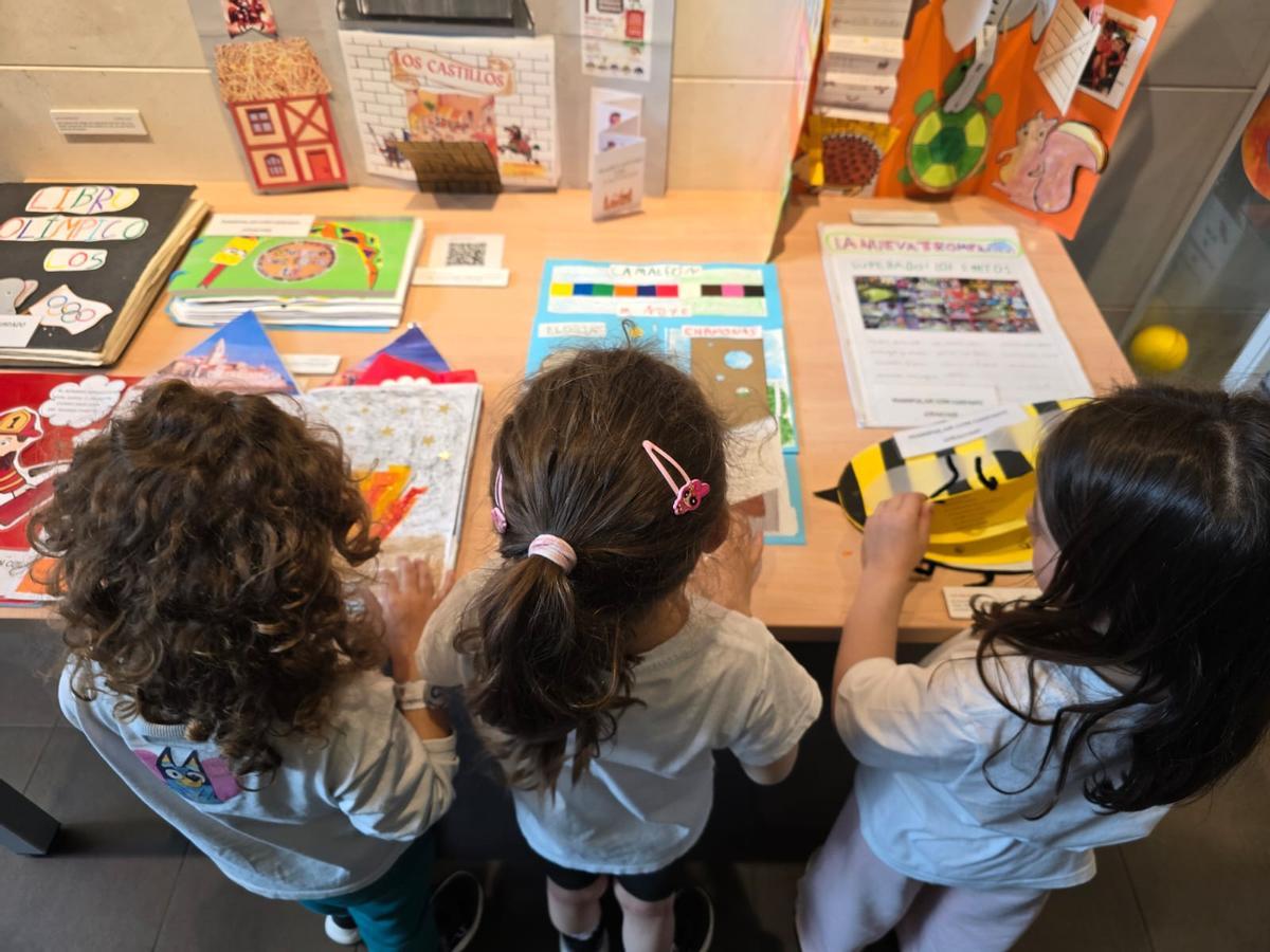 Algunos de los trabajos del alumnado.