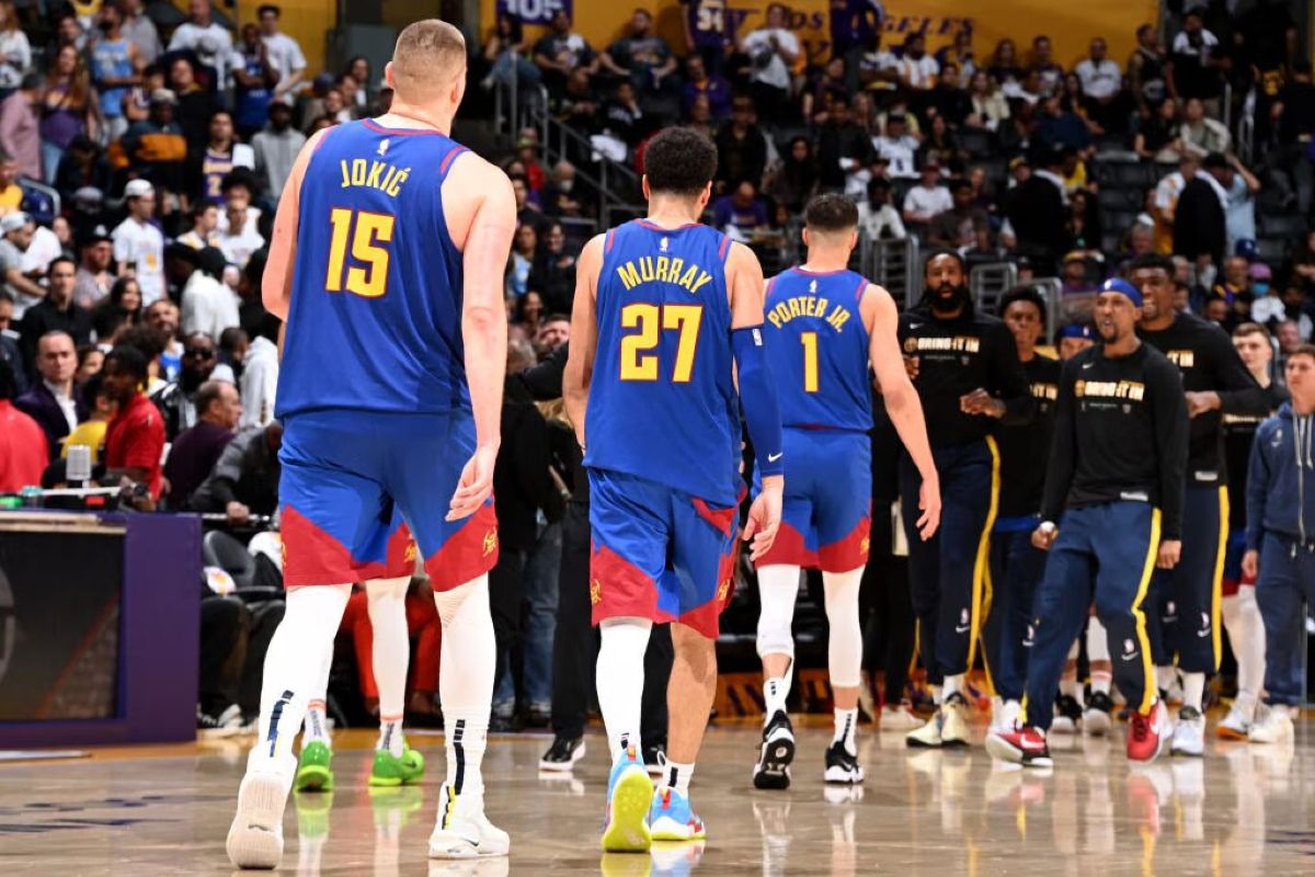 Jokic, Murray y Porter Jr. lideran a los Nuggets