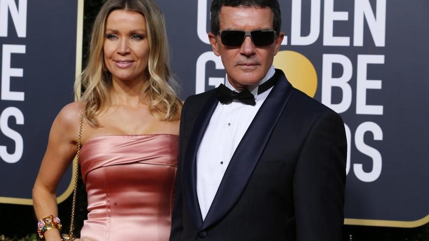 Nicole Kimpel junto a Antonio Banderas.