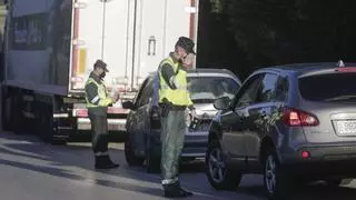 La DGT se pone estricta: empieza a multar por algo que todo el mundo hace