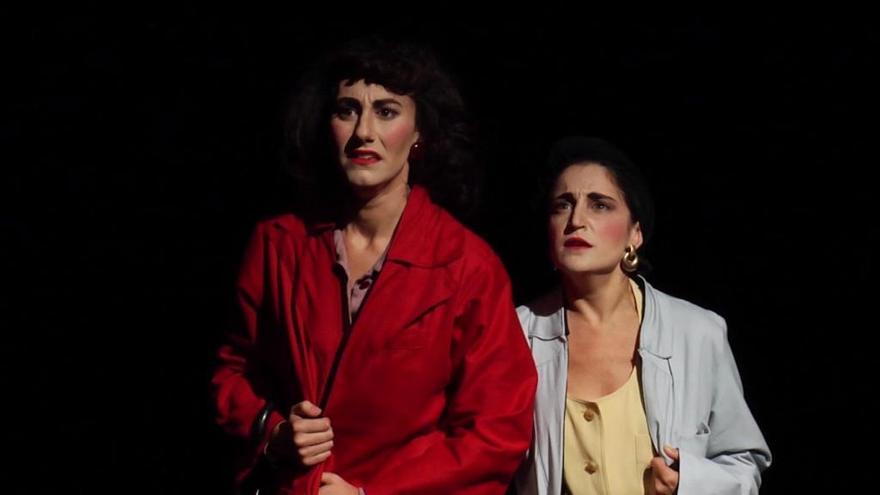 Las 2 en punto, un espectáculo reivindicativo en el Teatre del Mar