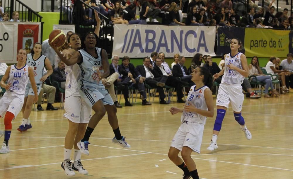 Celta Zorka y Perfumerías Avenida disputan un amistoso en honor al presidente del club vigués. Horas antes jugaron las categorías inferiores del Club Baloncesto Porriño y el Corruña Basquet Atlántico.