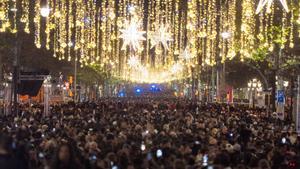 Encendido de las luces de Navidad en Passeig de Gràcia