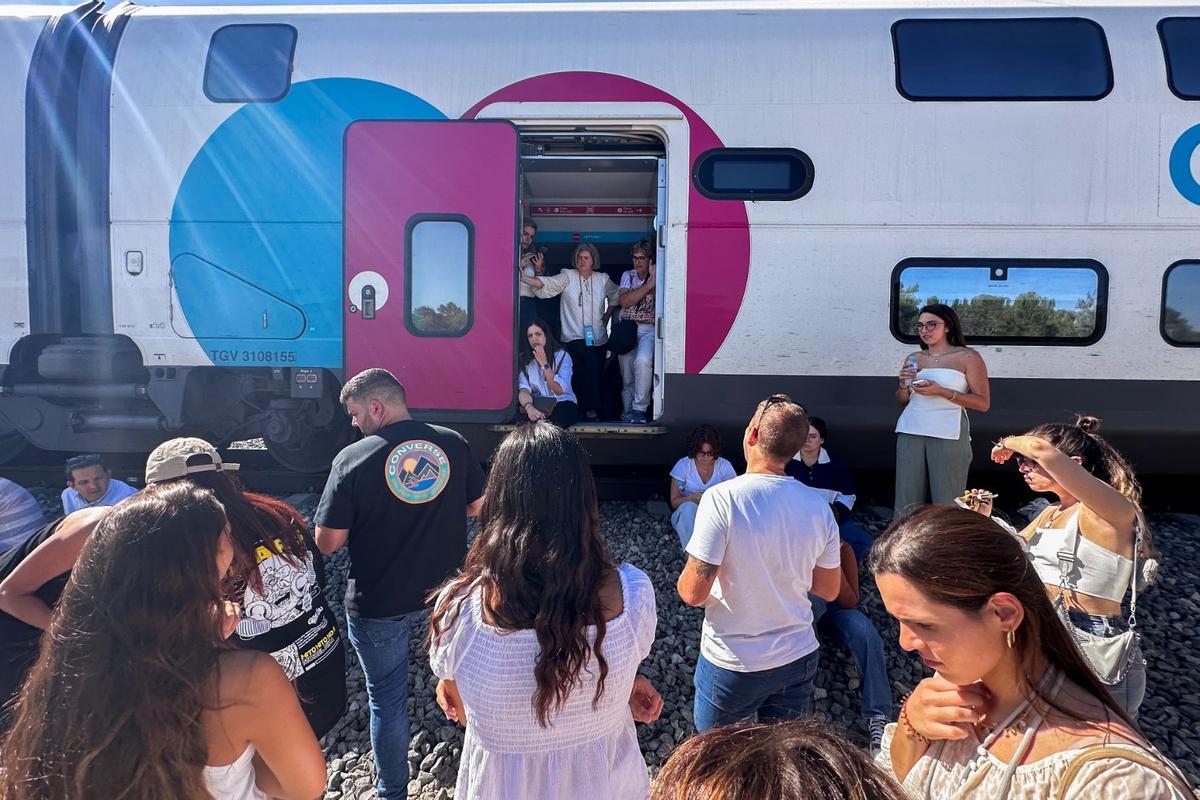 Una avería en la línea del AVE a Levante detiene varios trenes en Cuenca