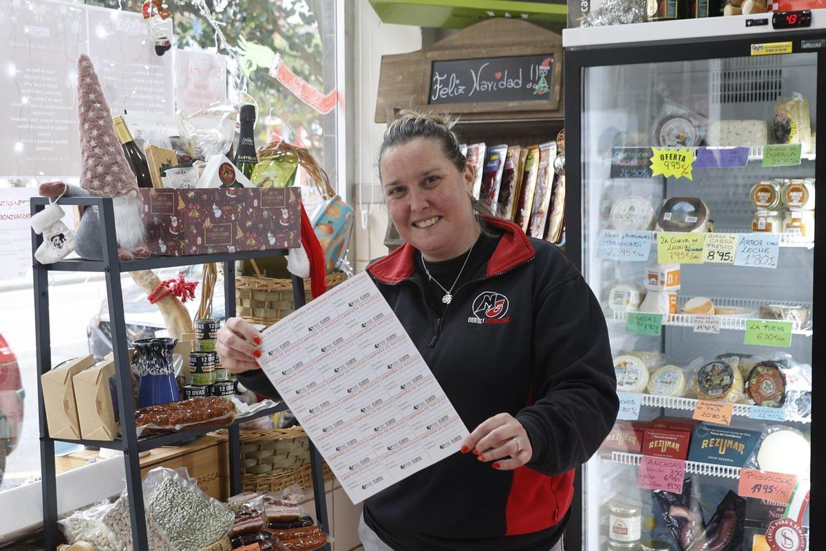Comprar en las tiendas del barrio tiene premio esta Navidad en Gijón (en imágenes) Comprar en las tiendas del barrio tiene premio esta Navidad en Gijón (en imágenes)