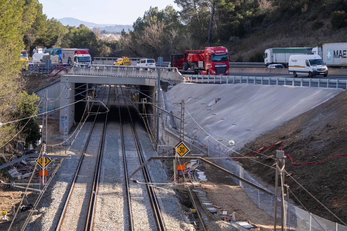 Imagen del punto donde se produjo el accidente de Rodalies de Gelida, a finales de enero.