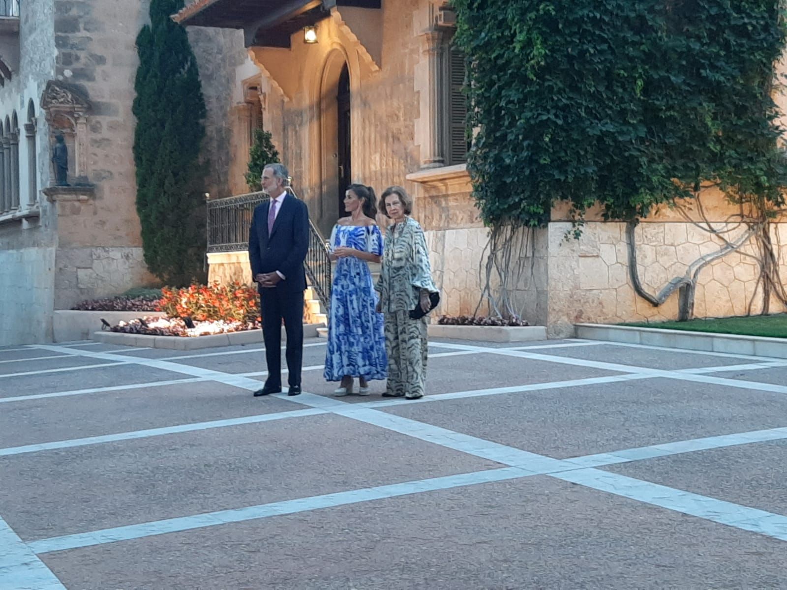 Los Reyes abren un verano más el Palacio de Marivent para recibir a la sociedad balear