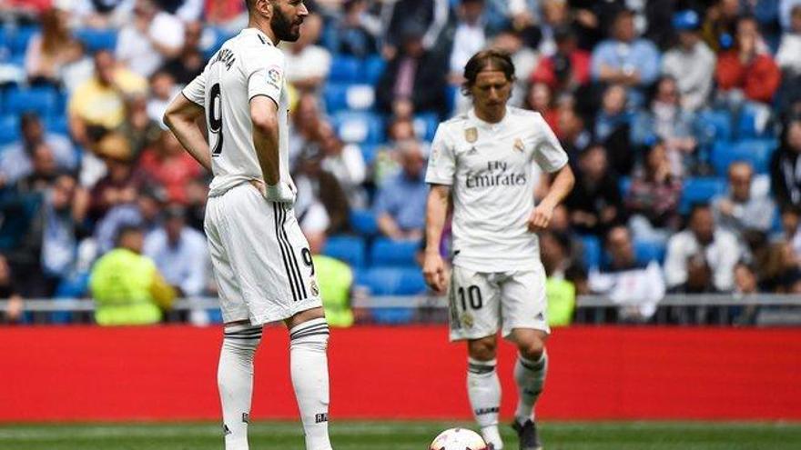 El Madrid despide la Liga con otra derrota decepcionante entre la desidia