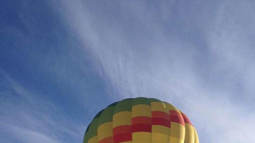 Uno de los vuelos en globo realizados por la bodega toresana.