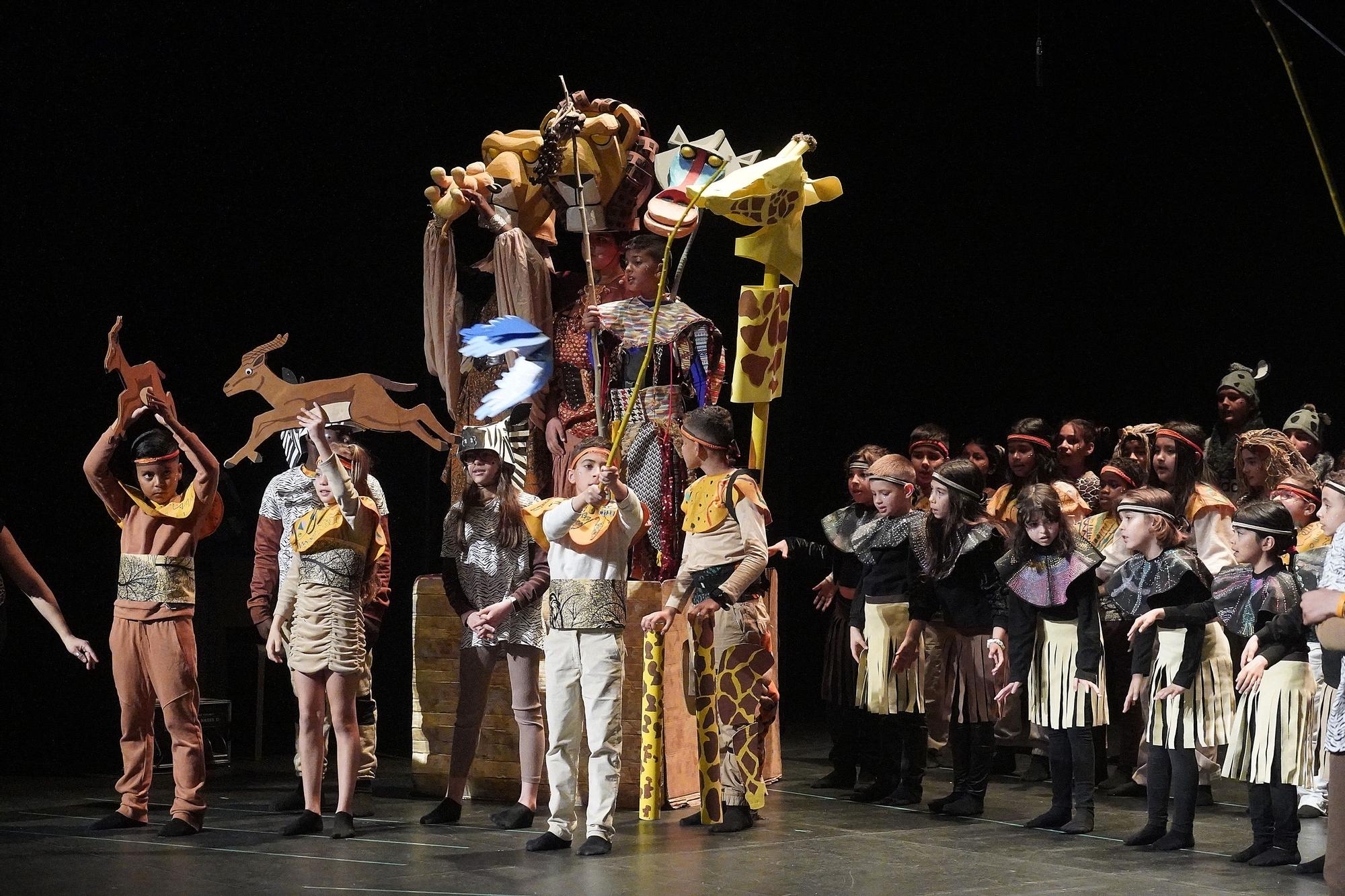 L’escola Àgora dona vida (i veu) a «El Rei Lleó» al Teatre Municipal de Girona