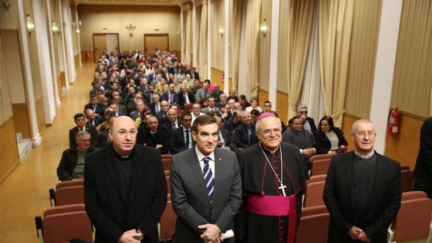 El obispo subraya que las cofradías están &quot;en el corazón de la Diócesis&quot;