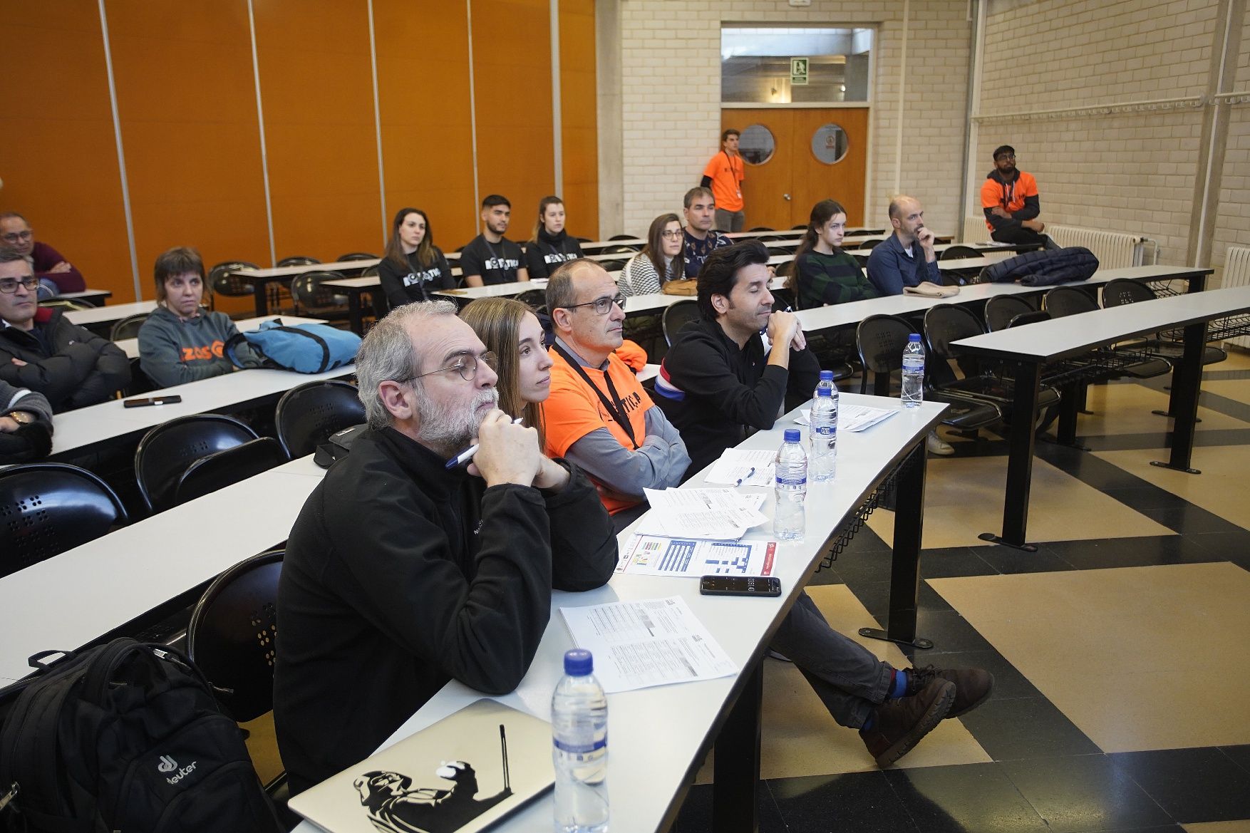 Les imatges de la «First Lego League» a Girona