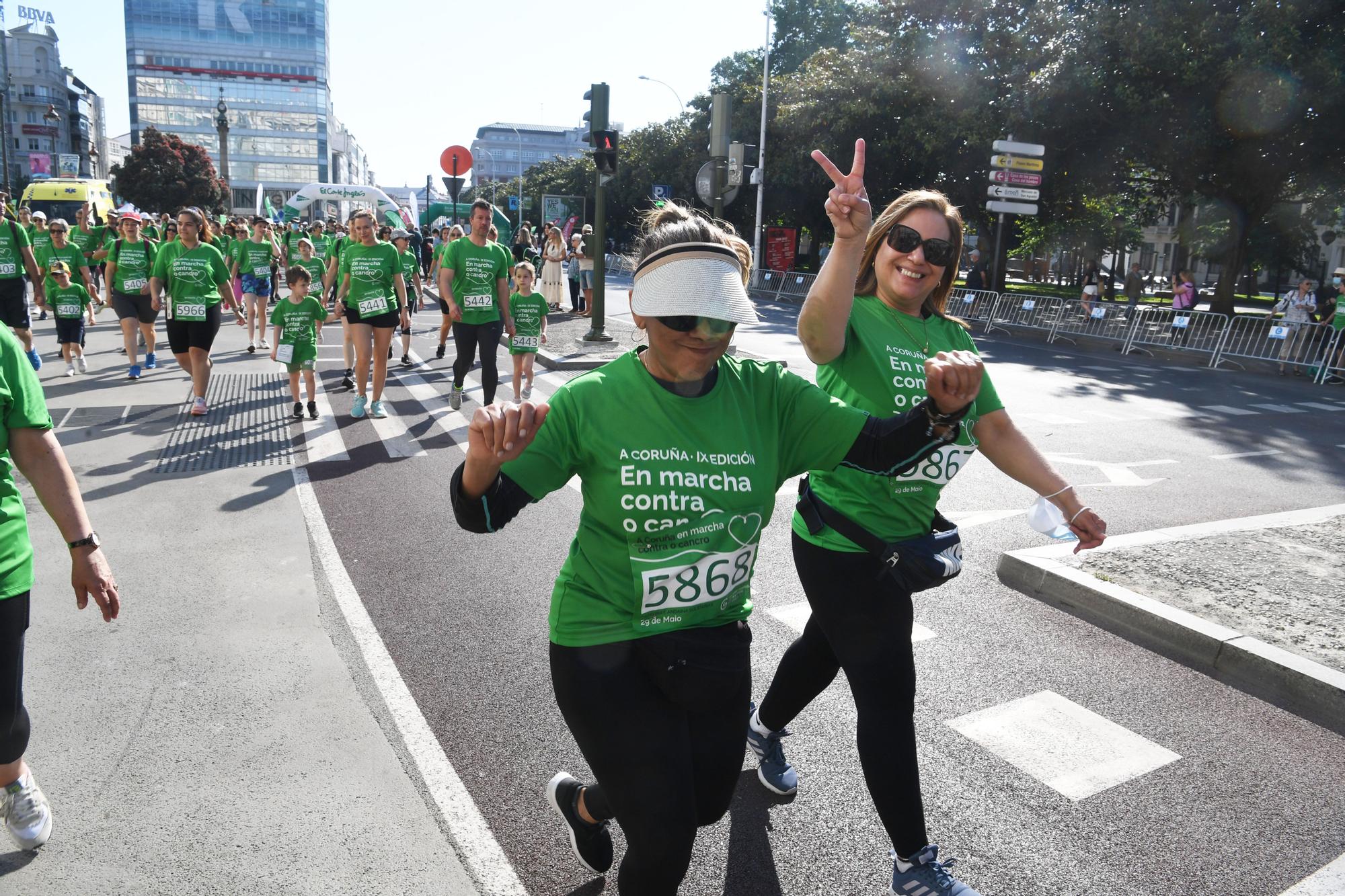 La Carrera contra el Cáncer tiñe de verde la ciudad