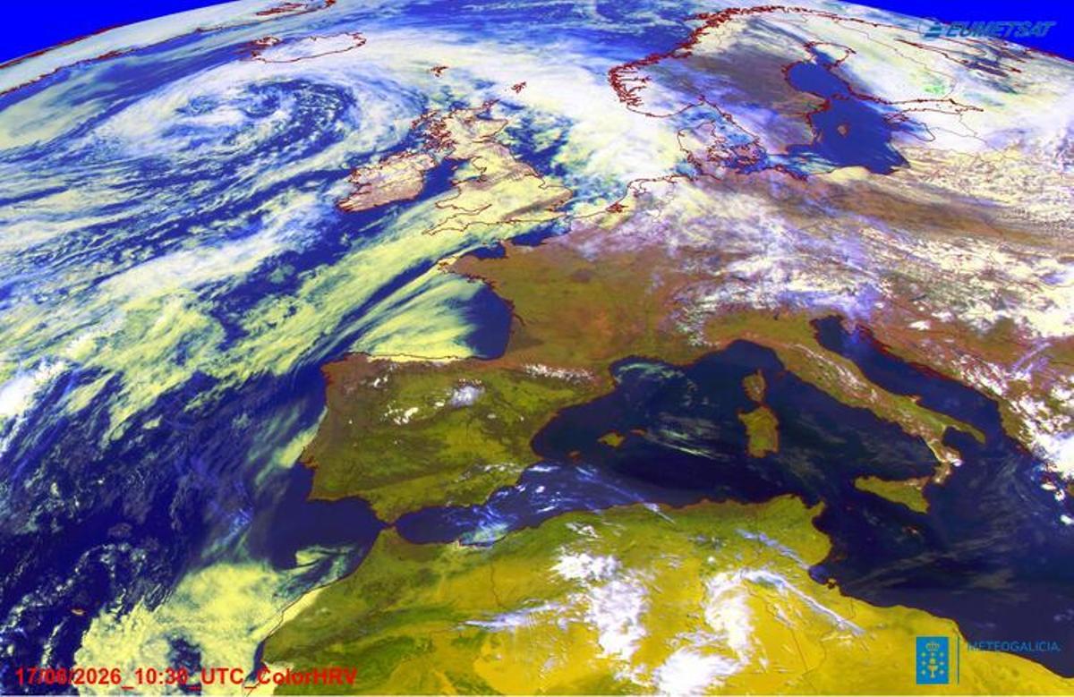 Imagen de la península por satélite esta mañana, que comparte MeteoGalicia.