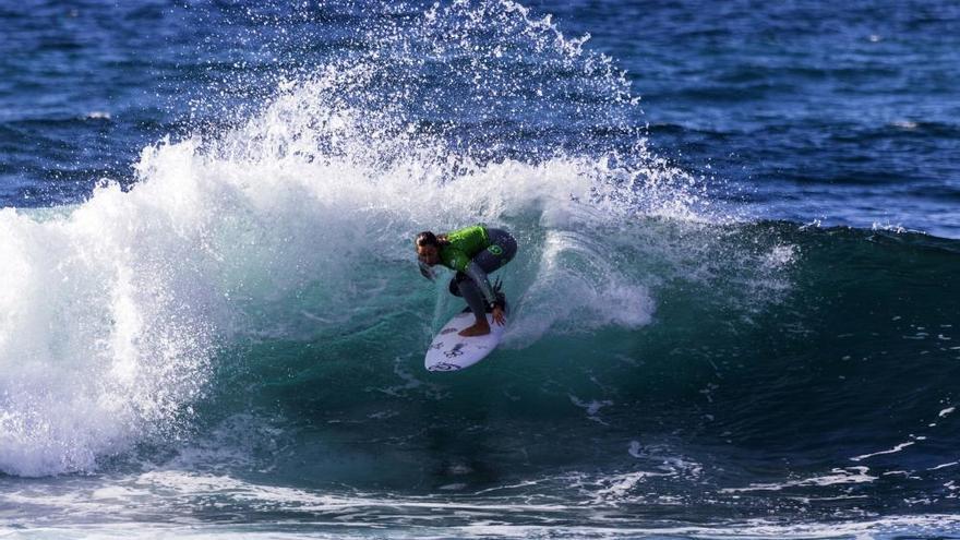 Los títulos nacionales de surf se deciden en Gran Canaria