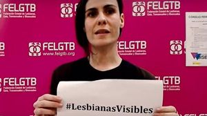 Algunes dones promovent la campanya #LesbianesVisibles