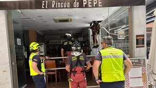 Desalojan el restaurante El Rincón de Pepe de Cartagena al desatarse un conato de incendio